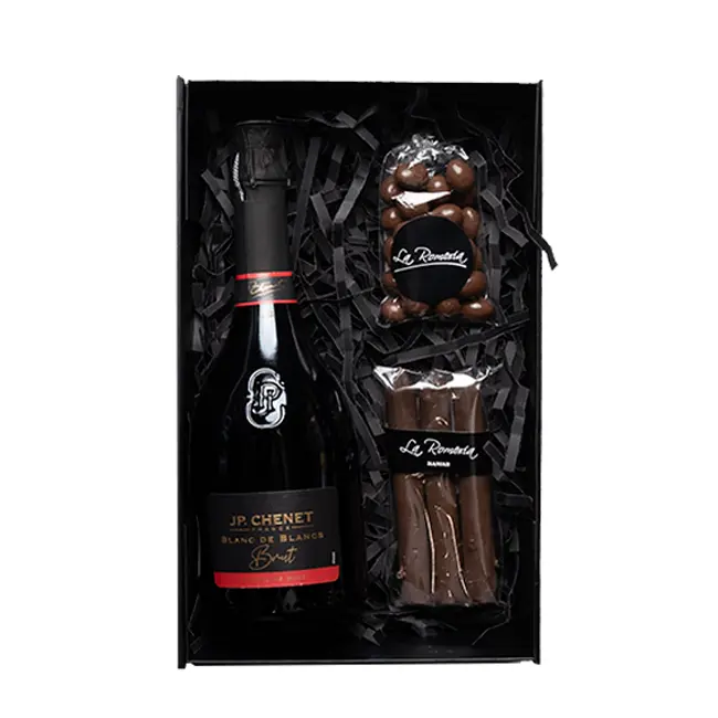 1 J.P Chenet Blanc de Blancs + 1 Almendra + 1 Cuchufli + Caja M