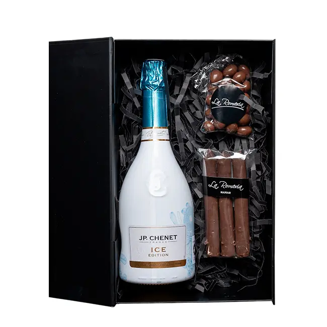 1 J.P Chenet ICE + 1 Almendra + 1 Cuchufli + Caja M