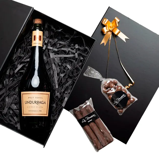 1 Undurraga Brut Royal 750cc + 1 cuchuflí + 1 Almendra + Caja M